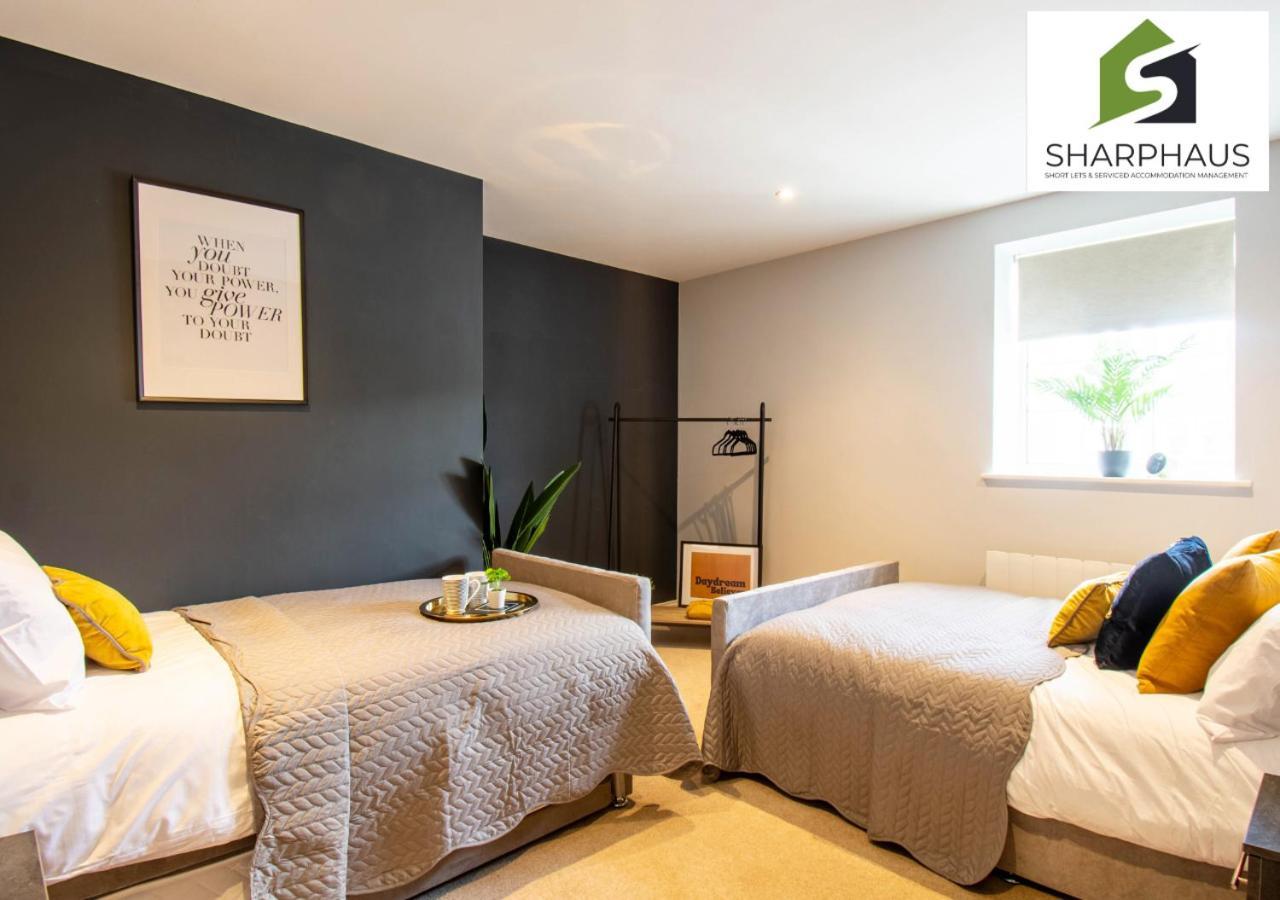 Stylish 2bd With Sea Views From The Heart Of By Sharphaus Short Lets & Serviced Management Apartment *