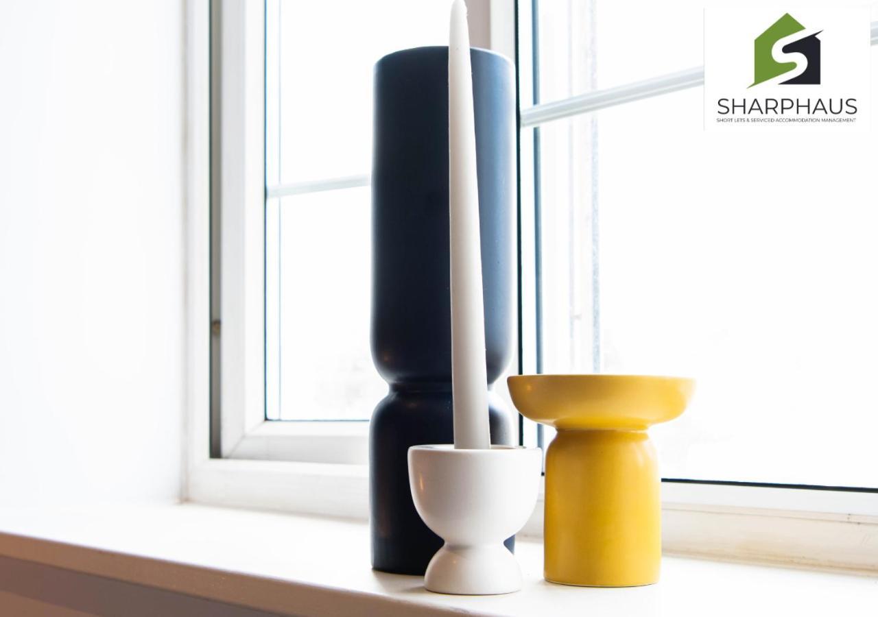 Stylish 2bd With Sea Views From The Heart Of By Sharphaus Short Lets & Serviced Management Apartment *